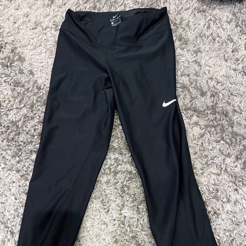 Nike capri leggings